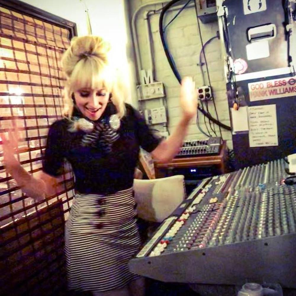 Meet your Posher, Hannah